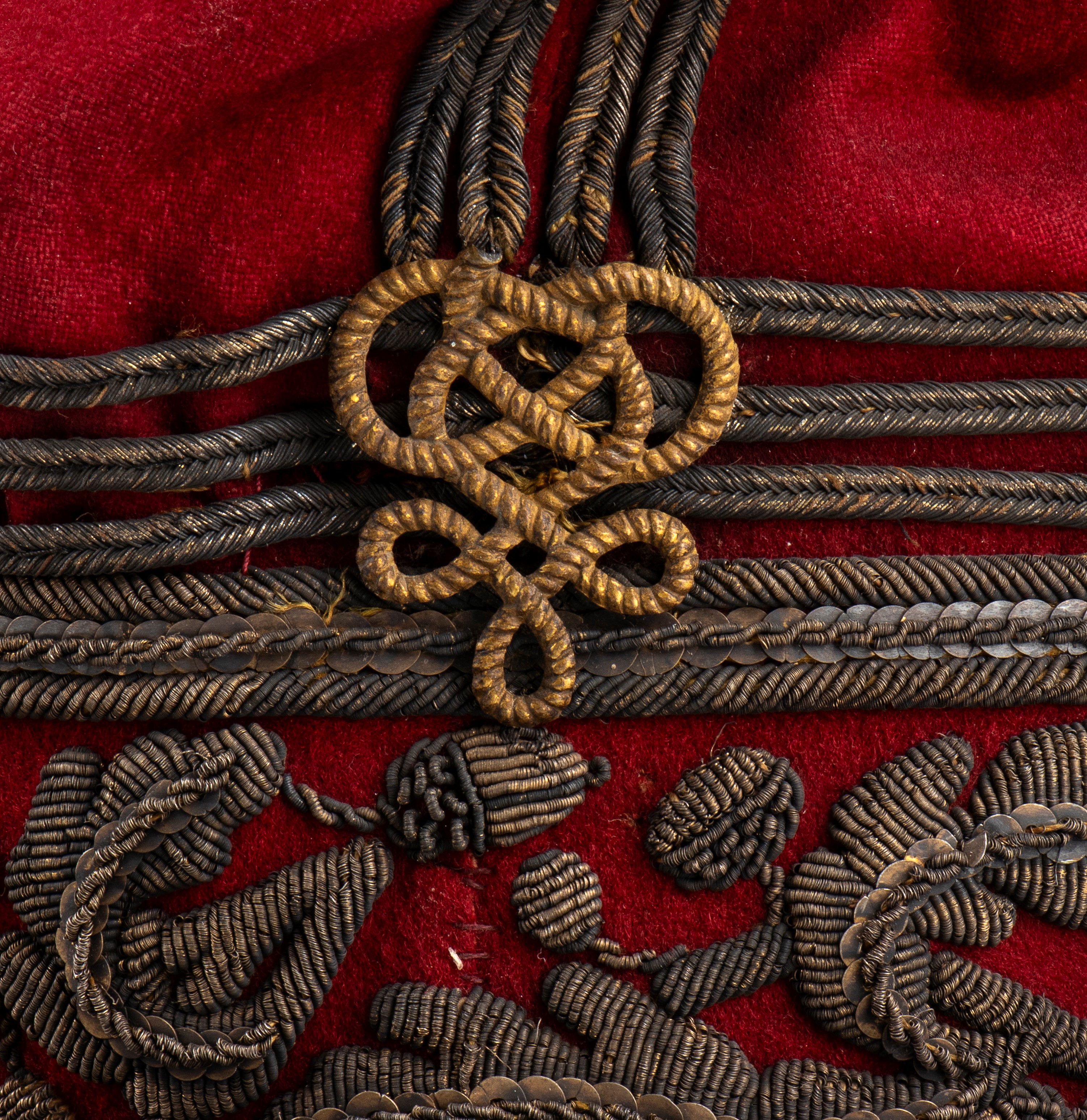 Generale del Secondo Impero del Messico, berretto da generale in panno rosso (1863-1867)