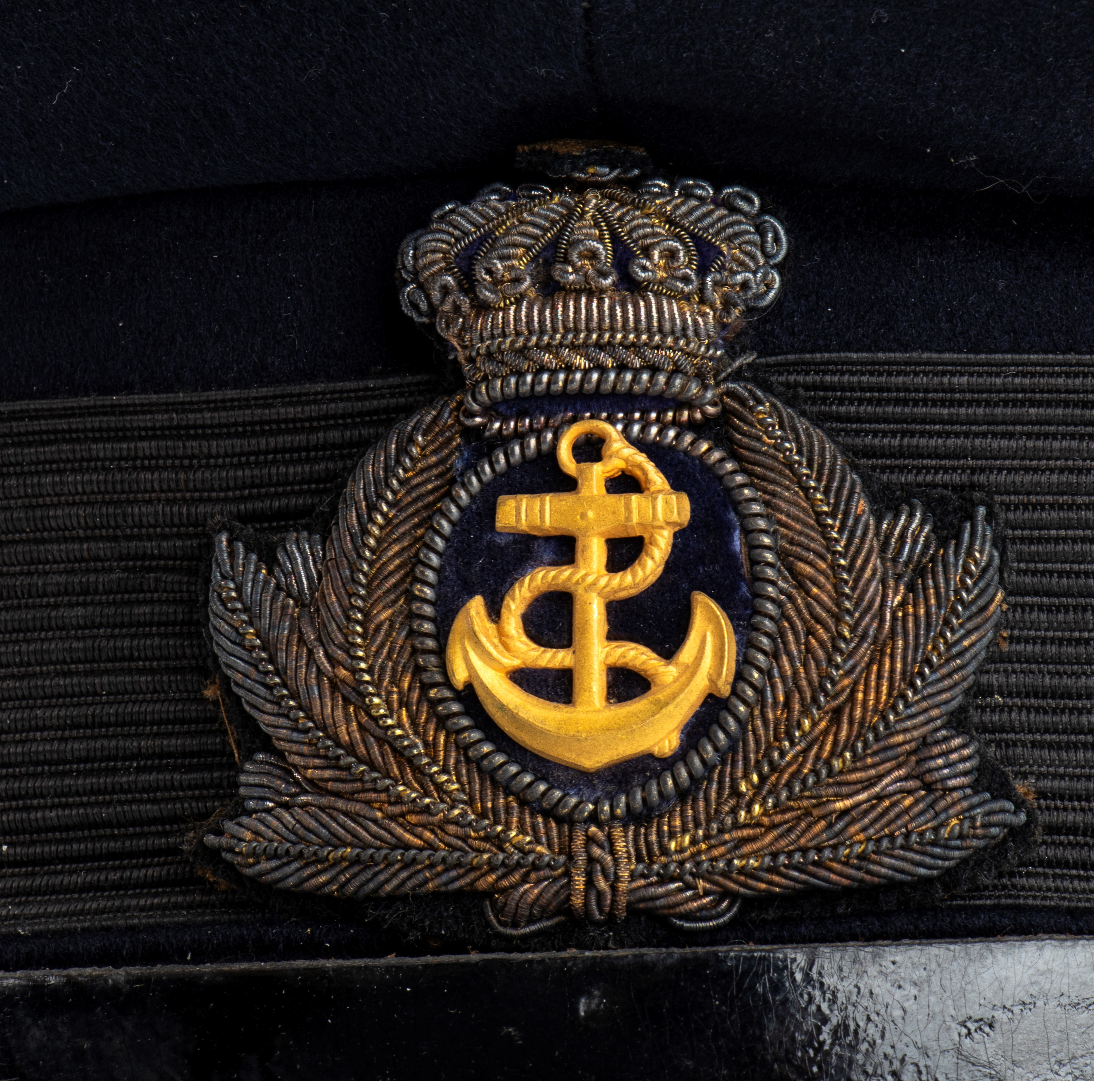 Italia, Regno, berretto da sottufficiale della Regia Marina, panno blu scuro e canottiglia dorata