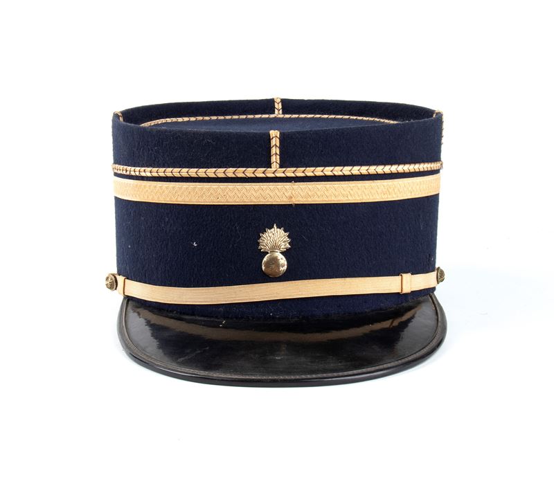 Quarta Repubblica francese, Chepì da gendarme