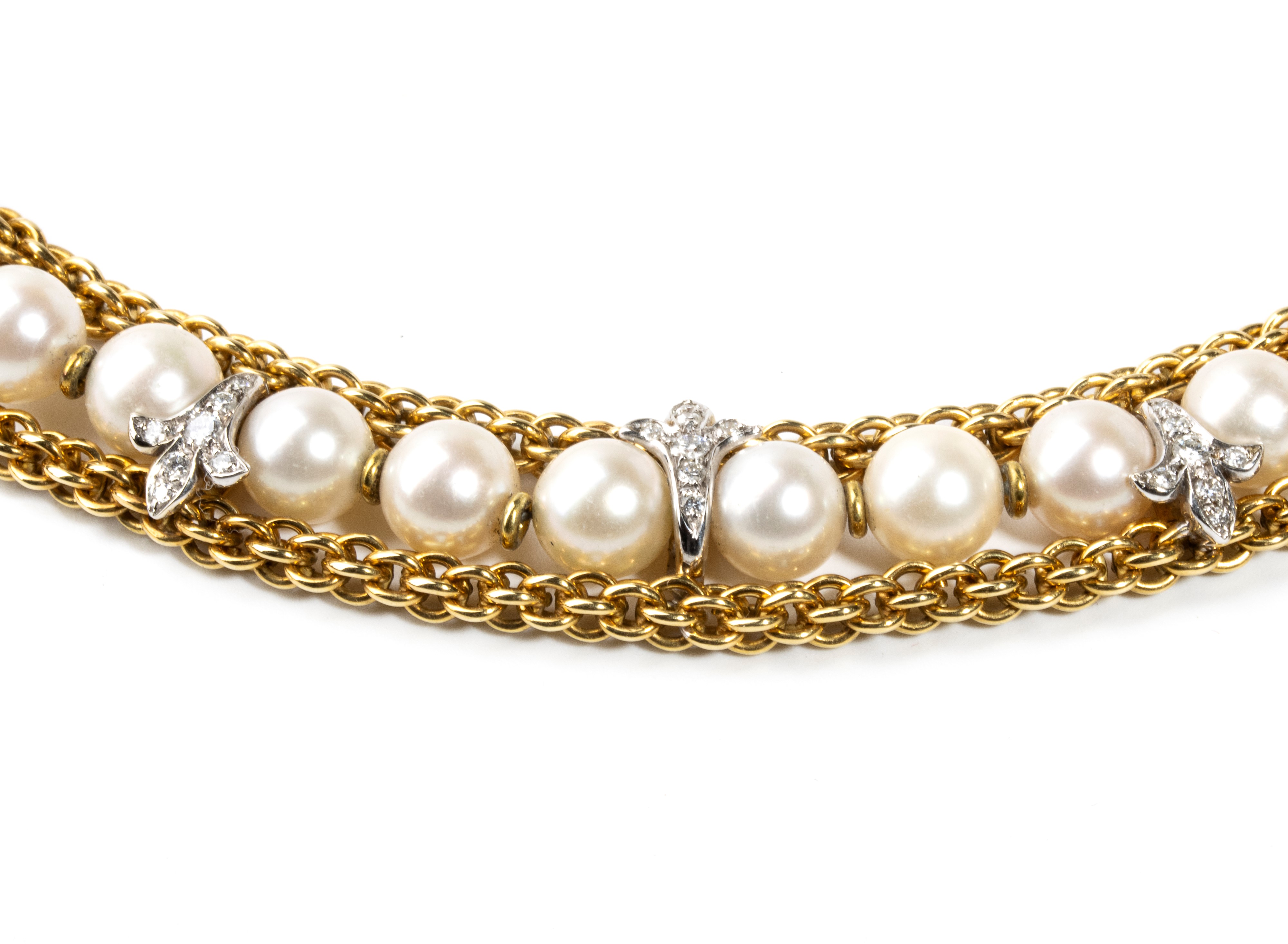 COLLANA IN ORO CON PERLEE DIAMANTI