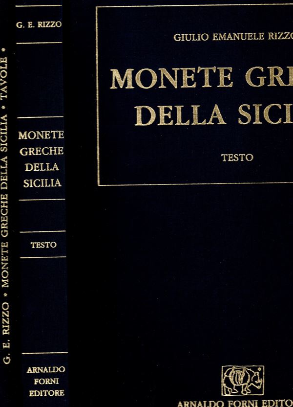 RIZZO  Givlio  Emanvele -  Monete greche della Sicilia.  Bologna, 1997. 2 vol. completo. Vol. testo, pp. vii, 318+1, ill. 98 + 3,  tavv. 9 in lettere, Vol. di tavole, pp. xi, tavv. 66. Legatura ed. rigida in tutta tela con scritte, come nuovo in ottimo  s
