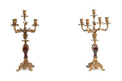 Candelabri, Coppia di candelabri a cinque fiamme in bronzo dorato, XIX secolo