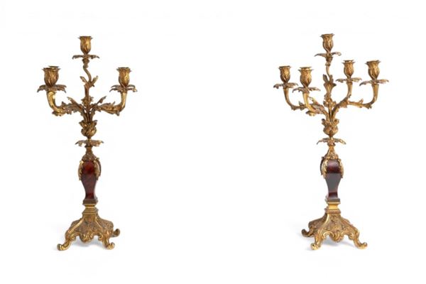 Coppia di candelabri a cinque fiamme
