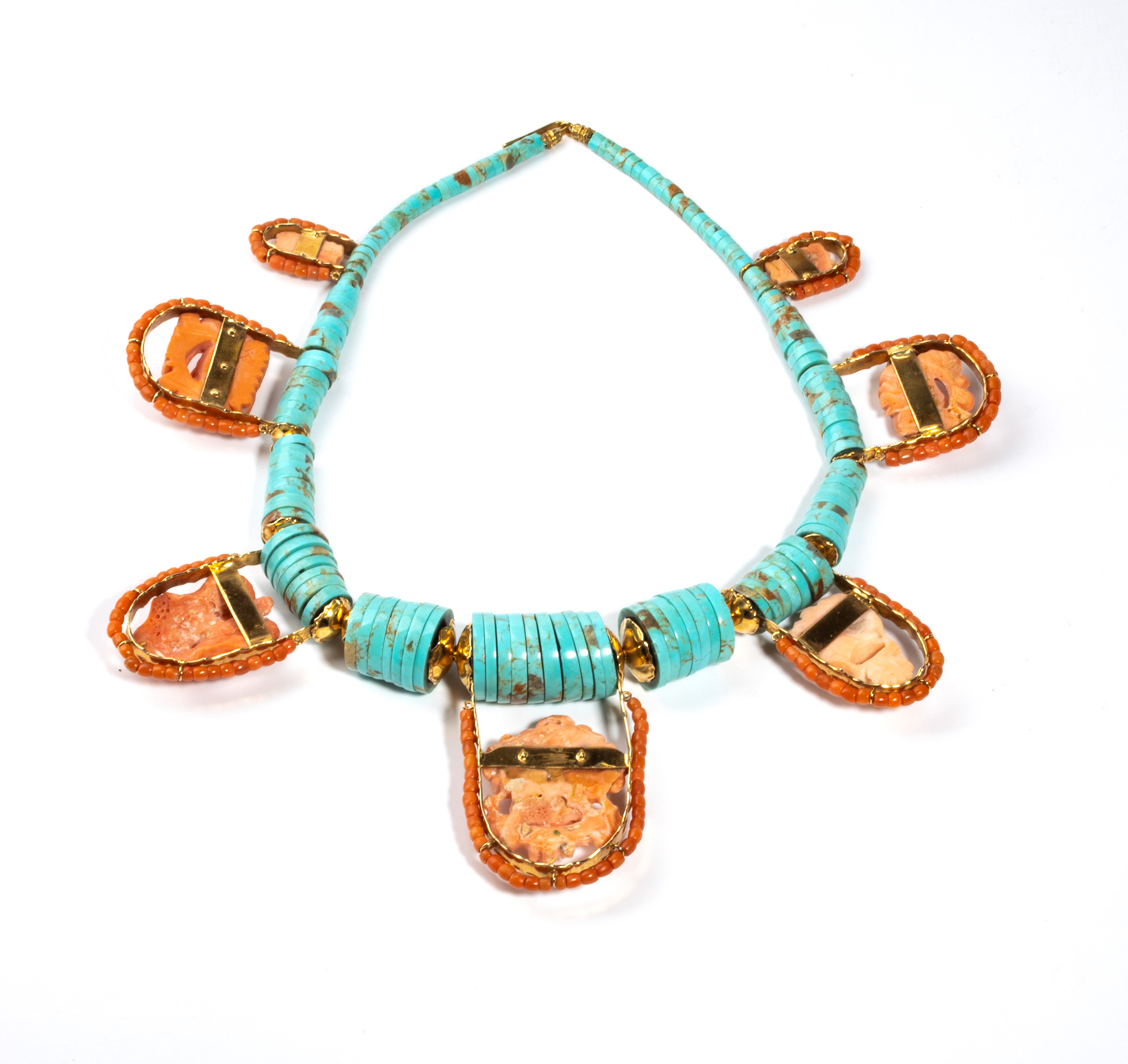 Collezione "Maschere e Monete": collana in oro con turchese e corallo