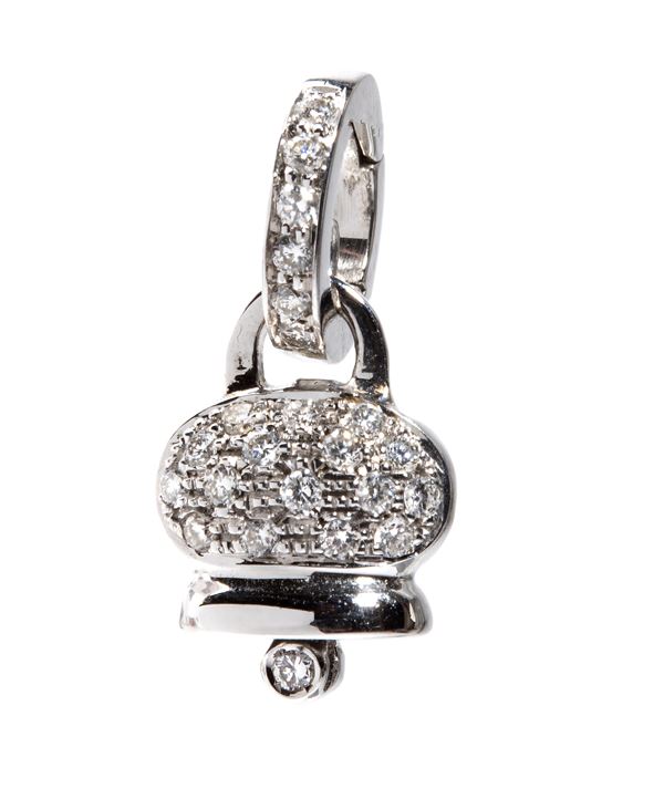 Diamond gold pendant