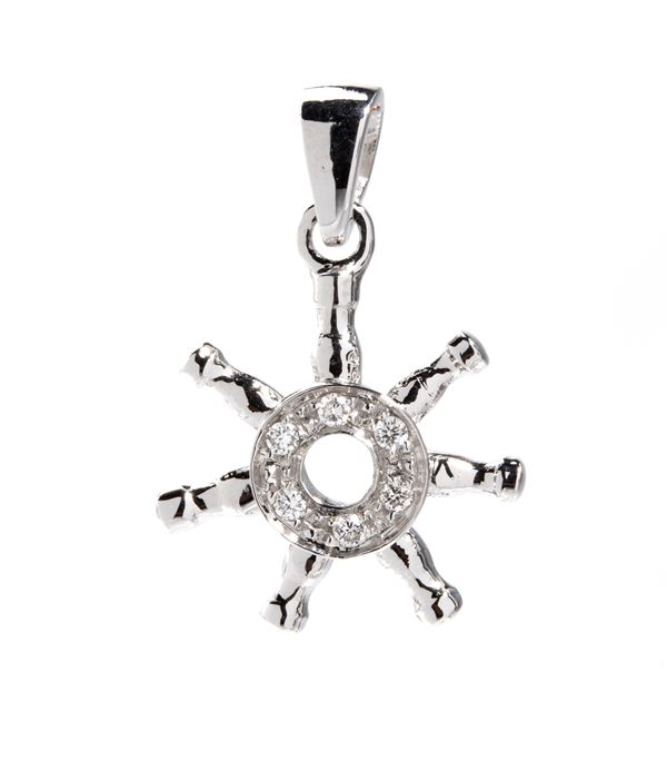 Pendente in oro con diamanti