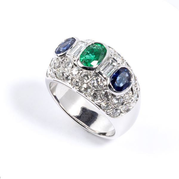 Emerald sapphires diamonds gold ring