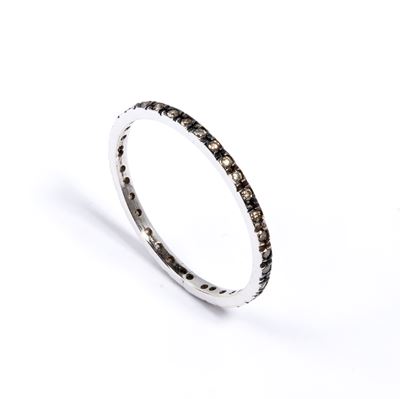 Anello in oro bianco 10k con diamanti fantasia marrone