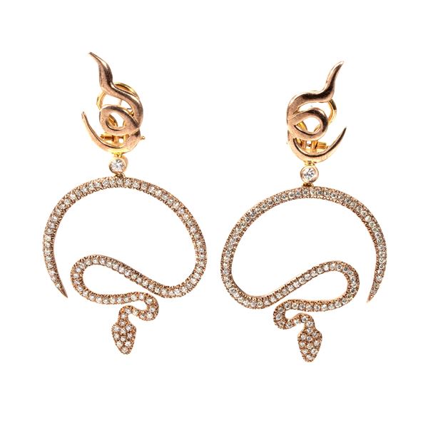 Diamond gold earrings