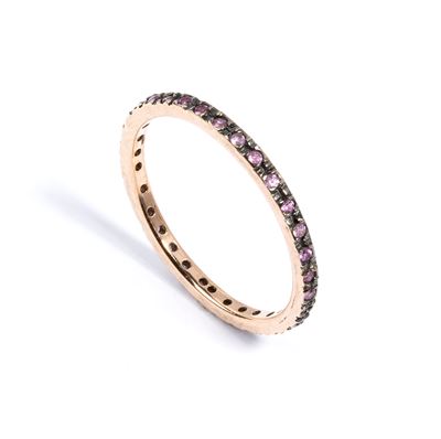Anello in oro rosa 9k con corindoni rosa