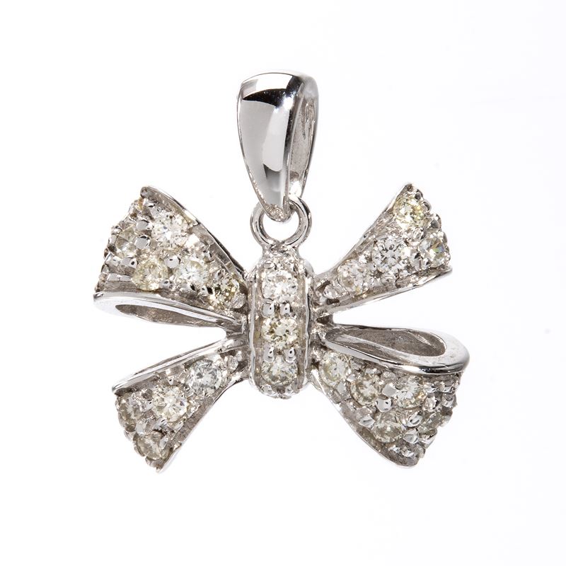 Pendente in oro bianco 18k con pavé di diamanti (fiocco)