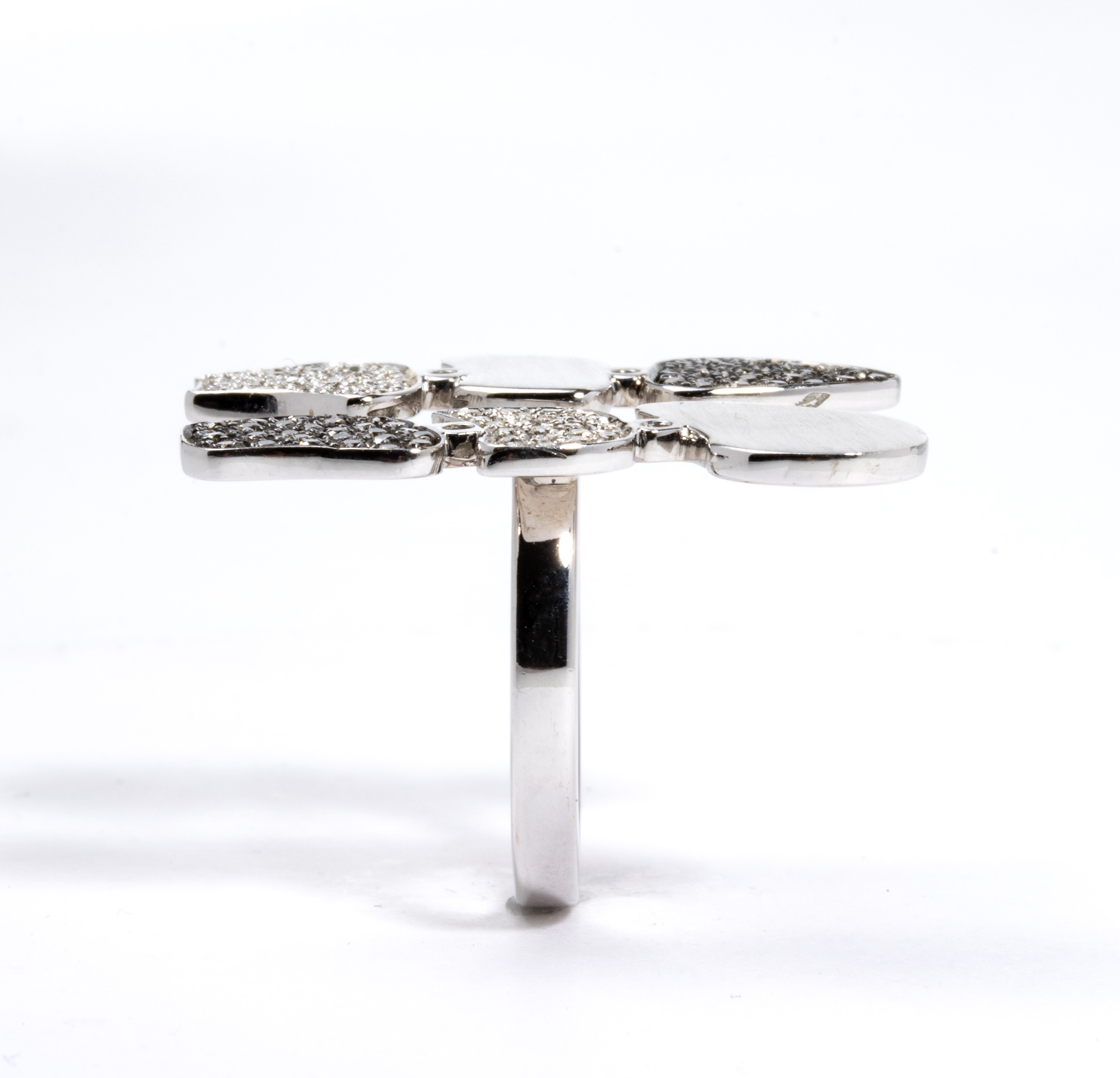 Anello PYTON in oro e diamanti