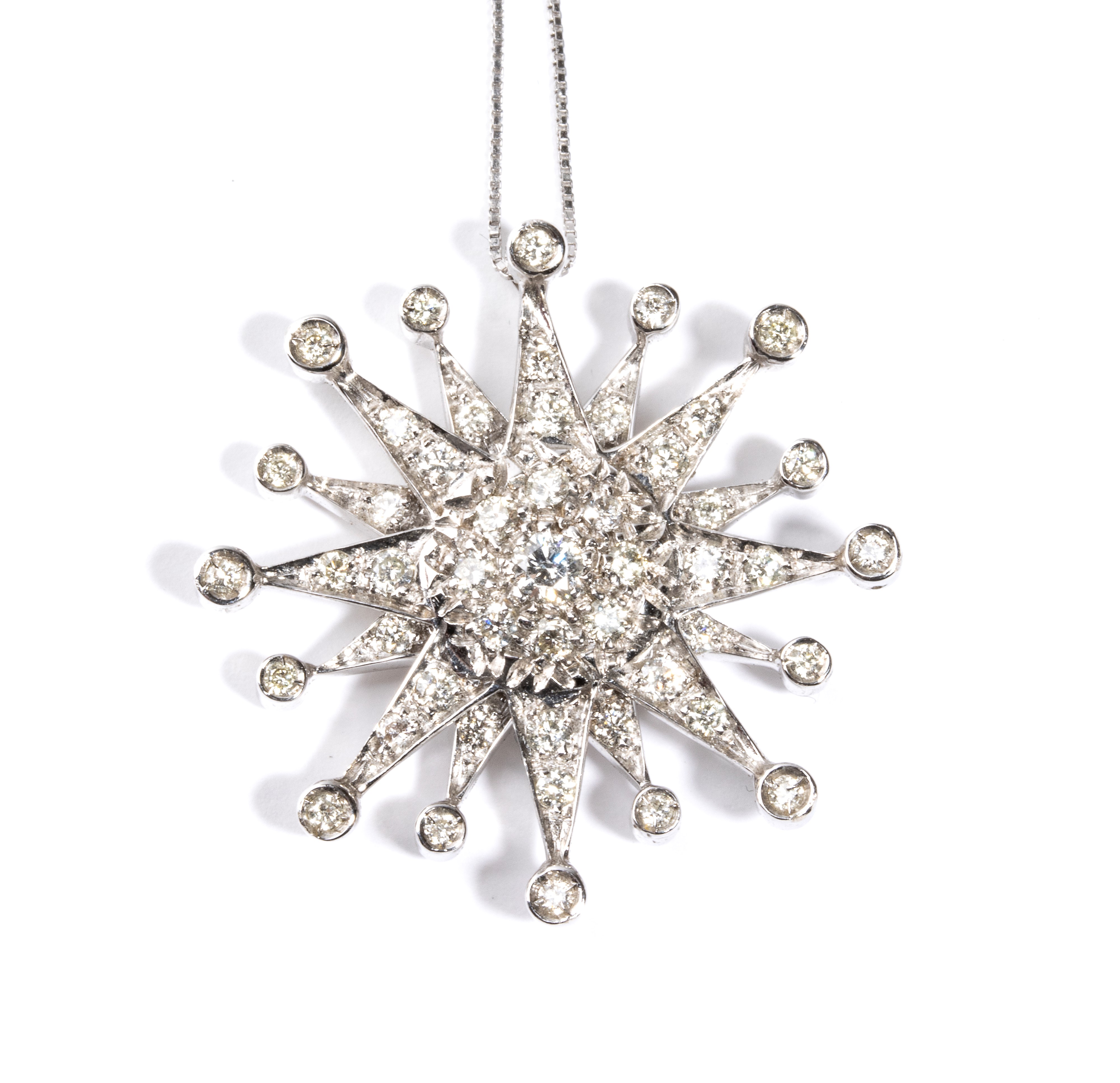 Girocollo con pendente in oro e diamanti