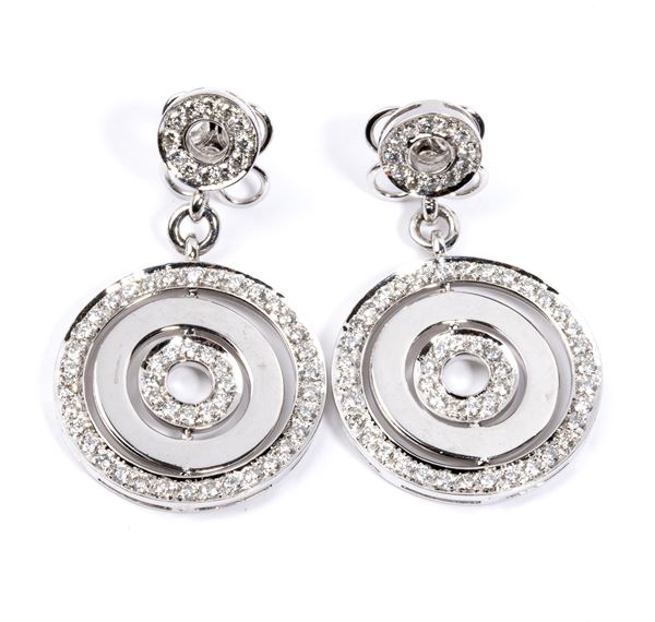 Diamond gold earrings