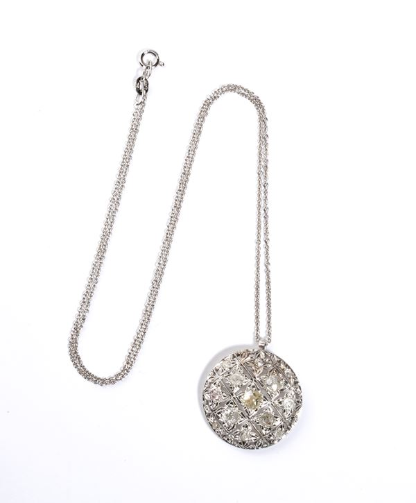 Diamond gold pendant