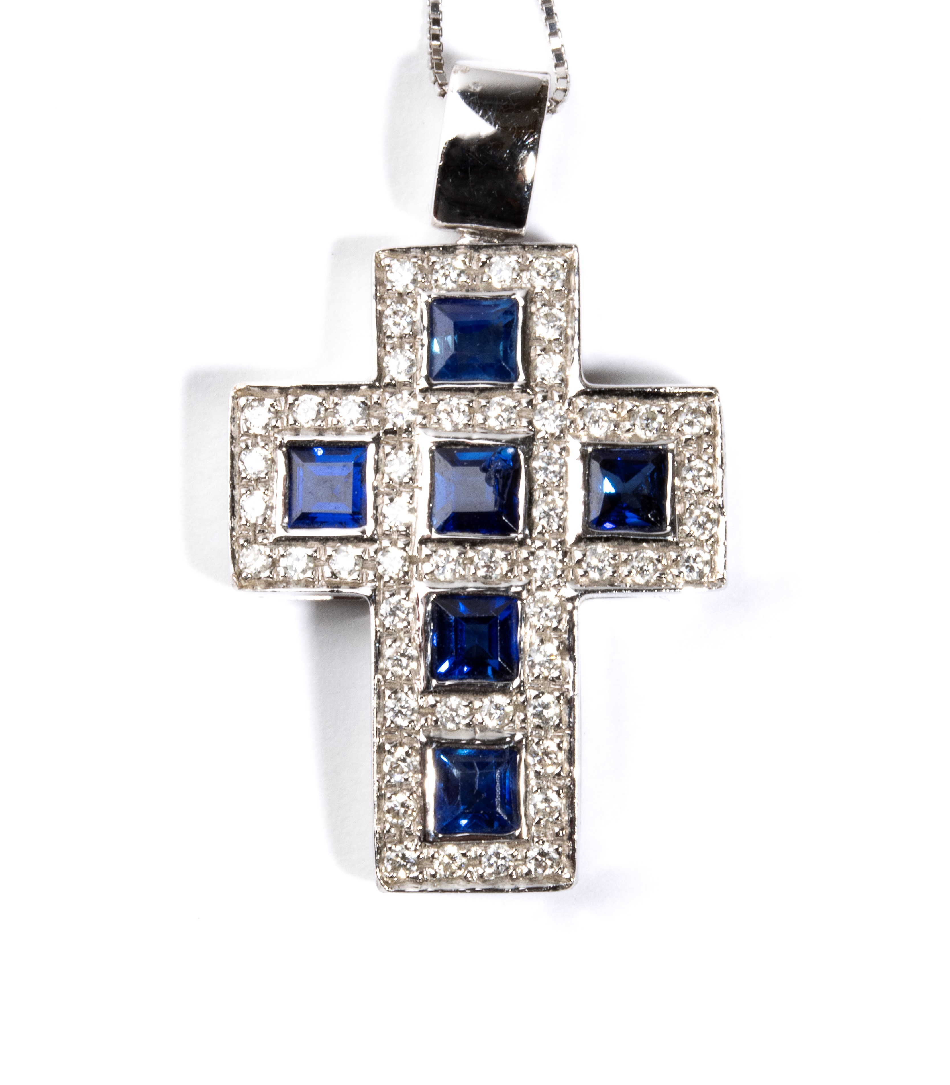 Girocollo in oro con zaffiri e diamanti