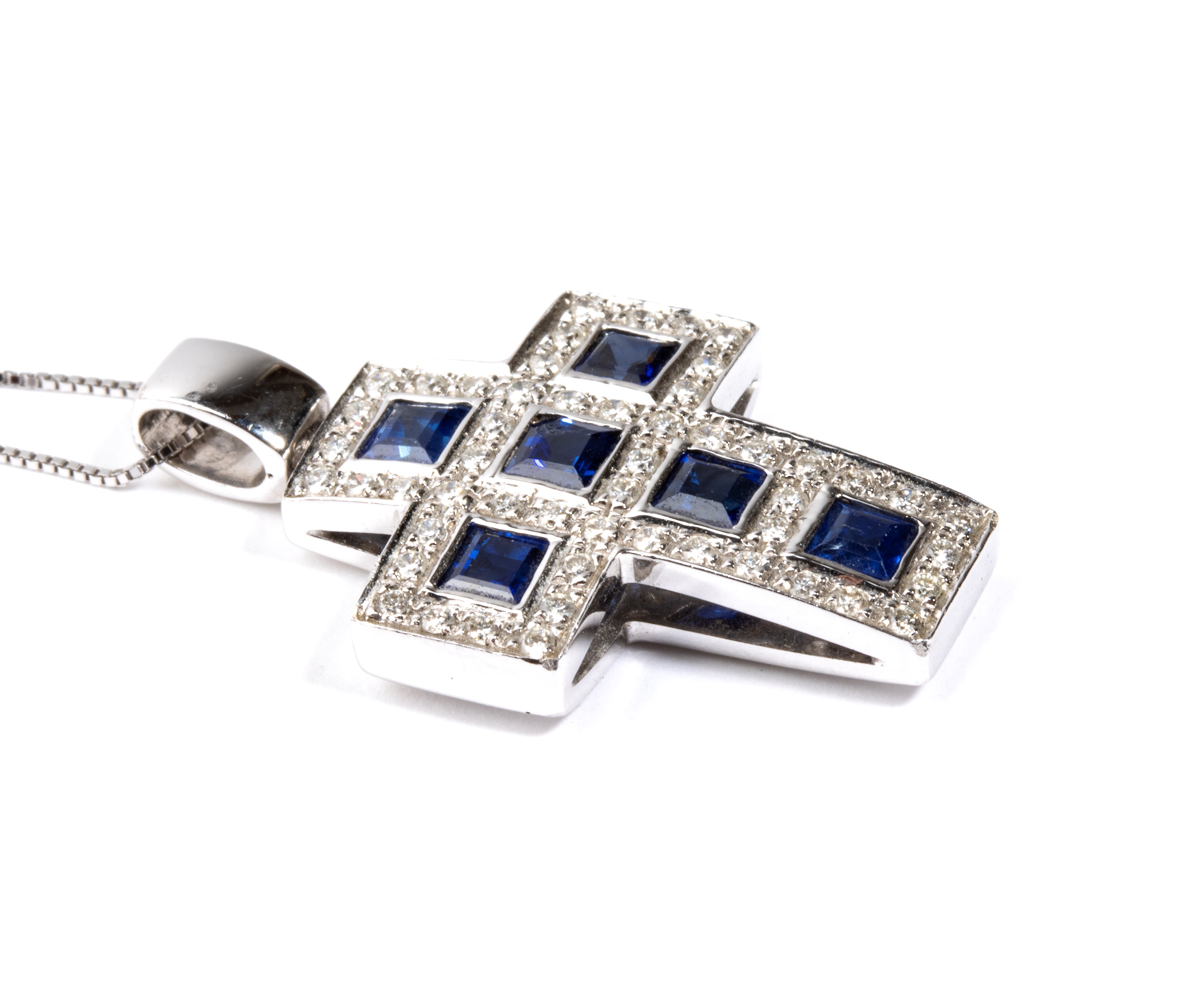 Girocollo in oro con zaffiri e diamanti