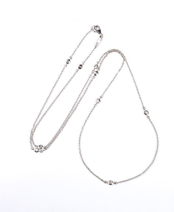 Diamond gold necklace