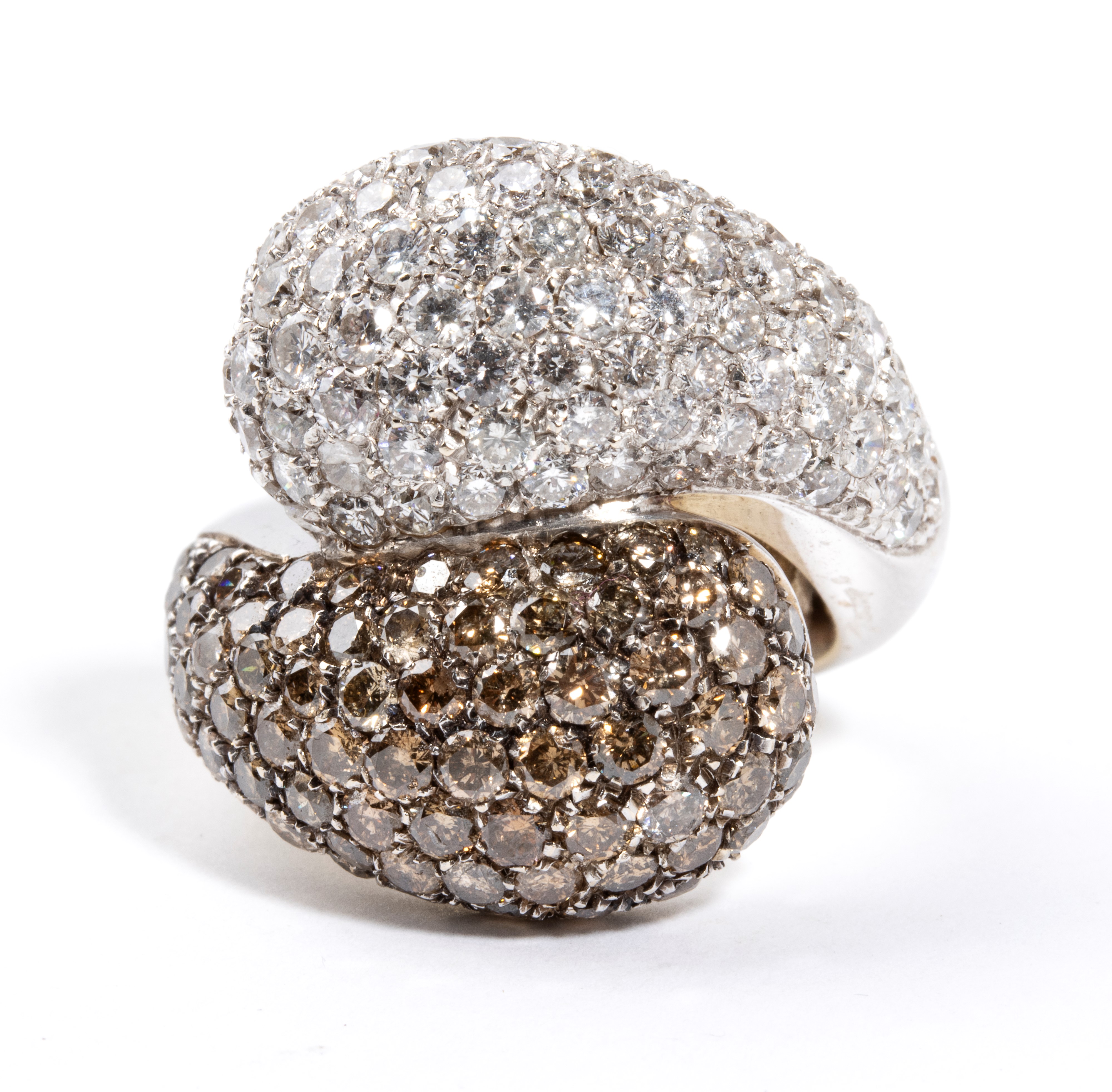 Anello in oro con diamanti