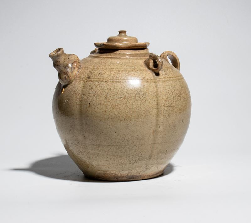Teiera antica, ceramica a smaltatura bianca screpolata, Vietnam, dinastia Ly (XI-XII secolo)