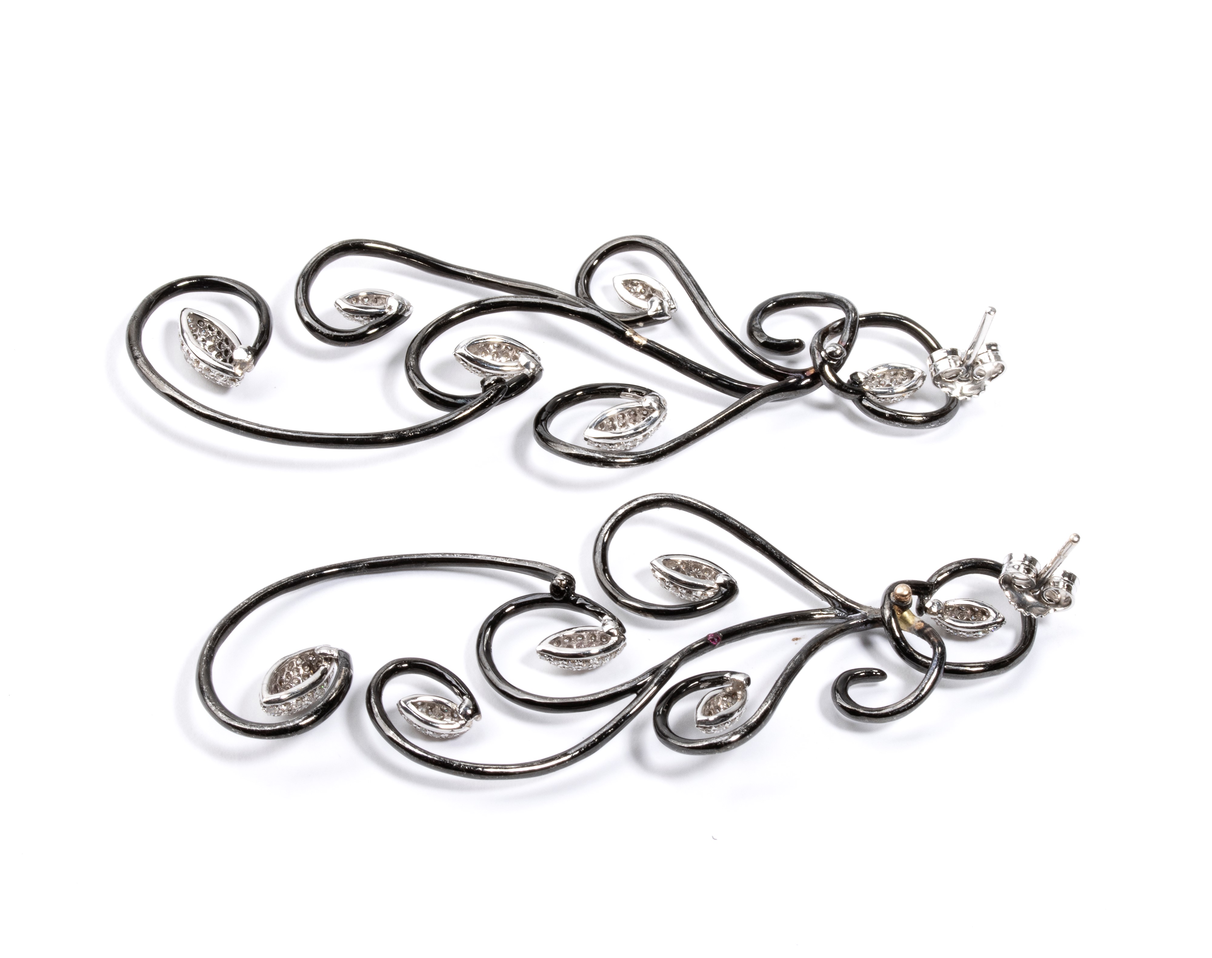 Orecchini JAPUIR in oro e diamanti