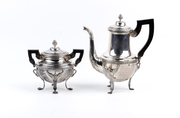 Teiera e zuccheriera italiane in argento