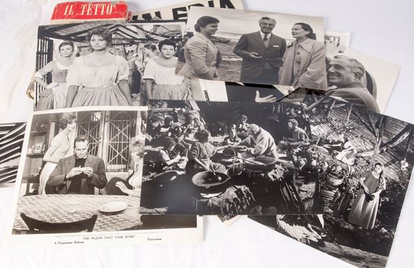 Lot of 40 black and white photos