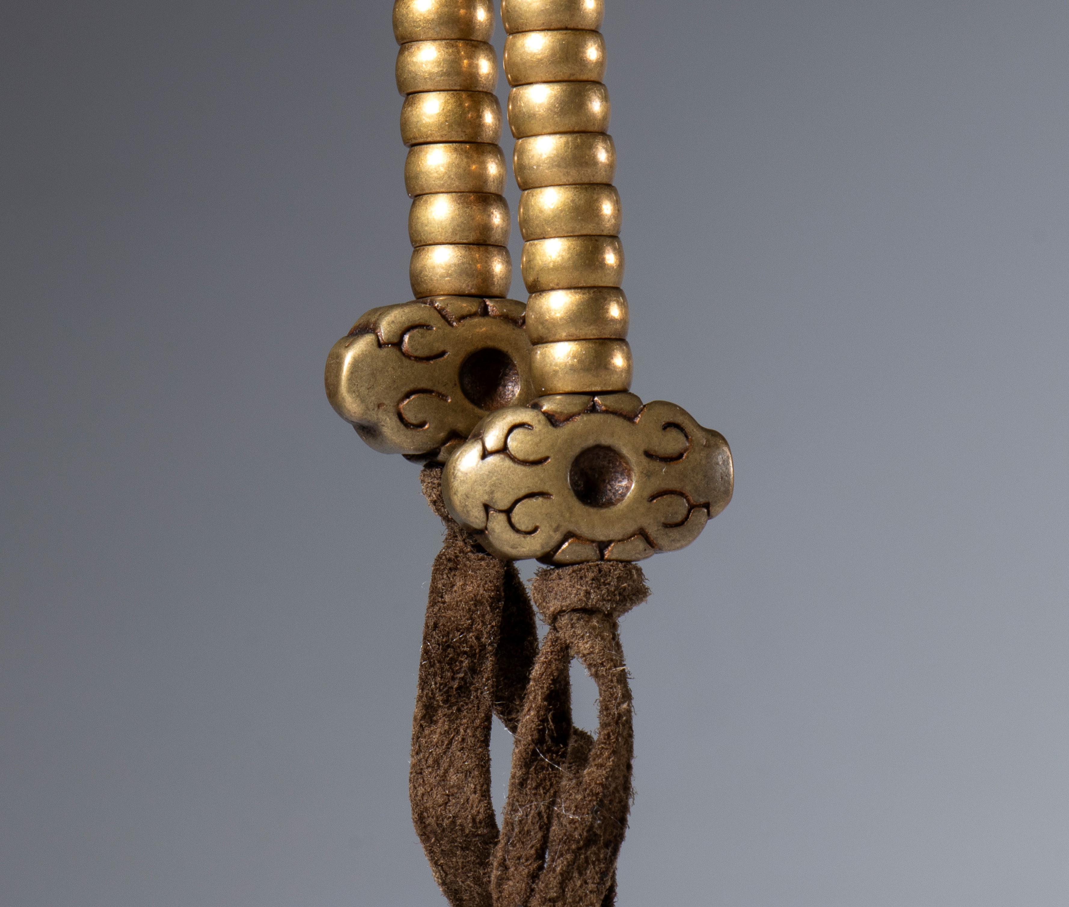 Contatori ornamentali per Mala, coppia, in lega di rame, Tibet, XIX secolo