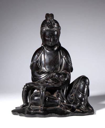 Cina (dinastia Qing, XIX secolo), Figura di Guanyin in legno scolpito