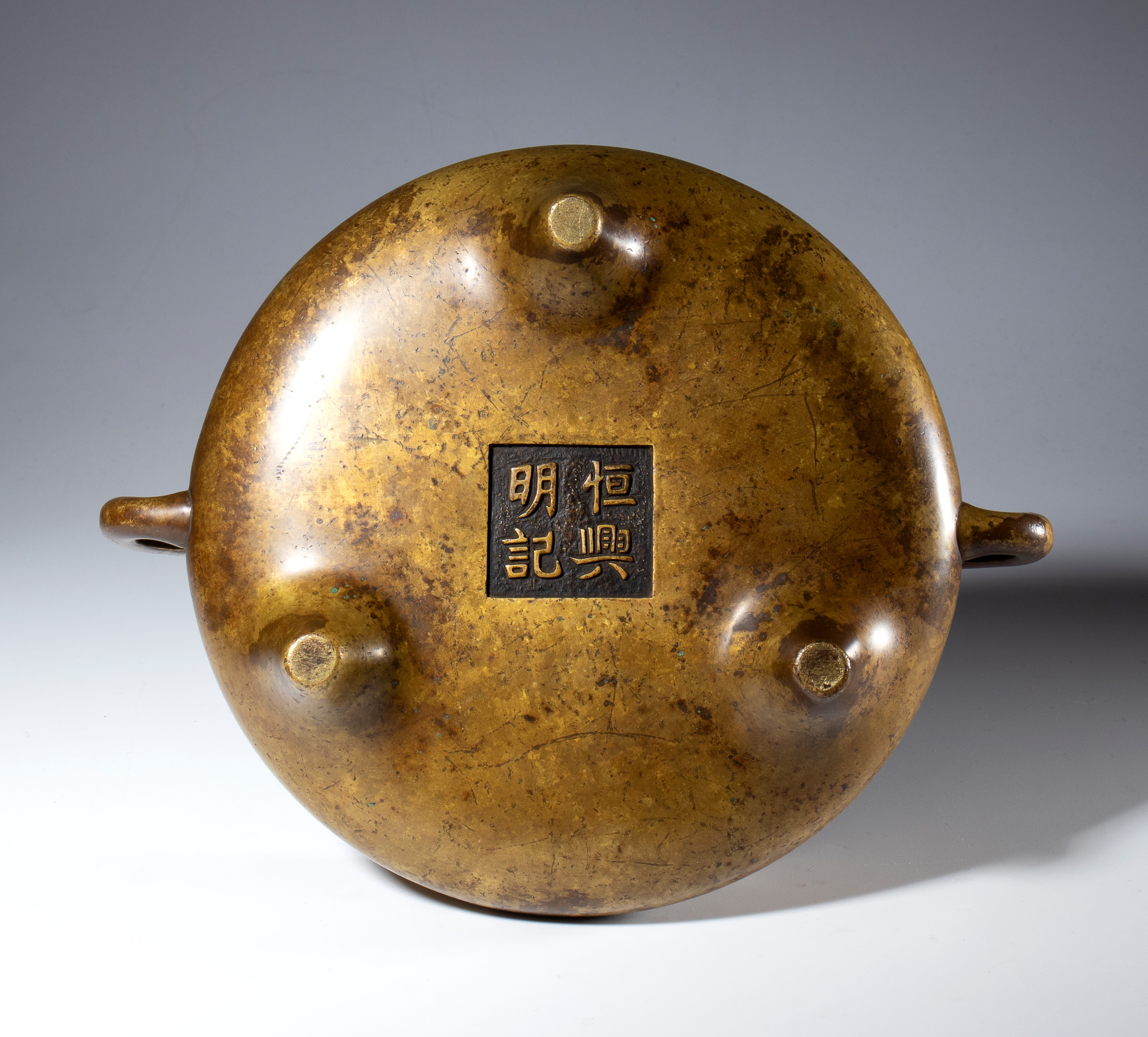 Incensieri in lega di rame , Cina, dinastia Qing (1644-1912), XIX secolo