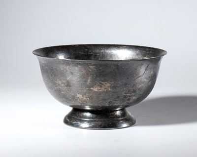 Cina, dinastia Qing (1644-1912), Ciotola per offerte in argento, XIX secolo