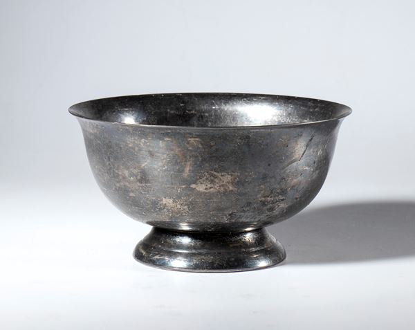 Silver offering bowl. China, 19th century