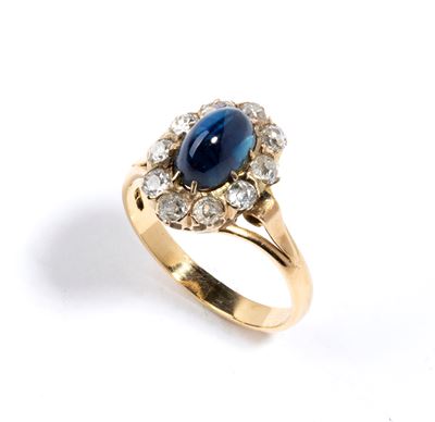 In oro giallo, anello a forma di margherita con zaffiro cabochon e diamanti a taglio vecchia mini...
