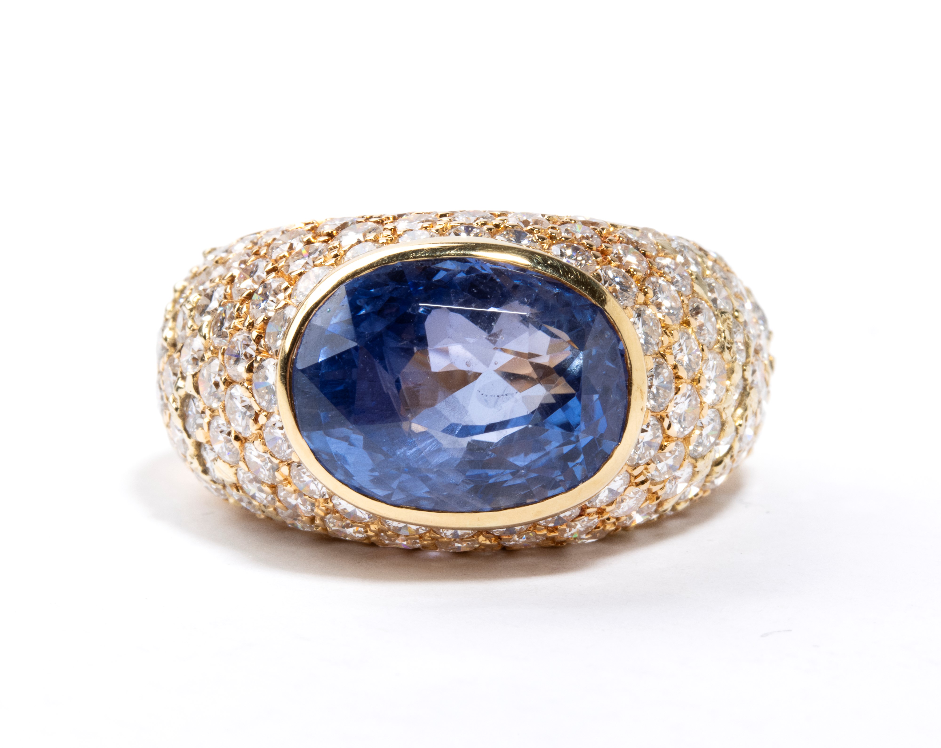 Anello in oro con diamanti e zaffiro Ceylon