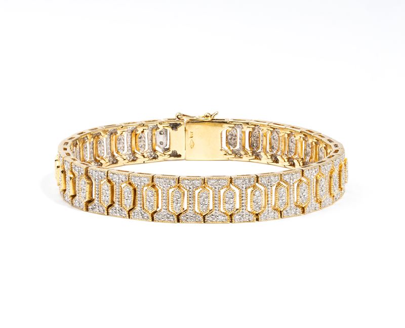 Bracciale in oro semirigido con diamanti