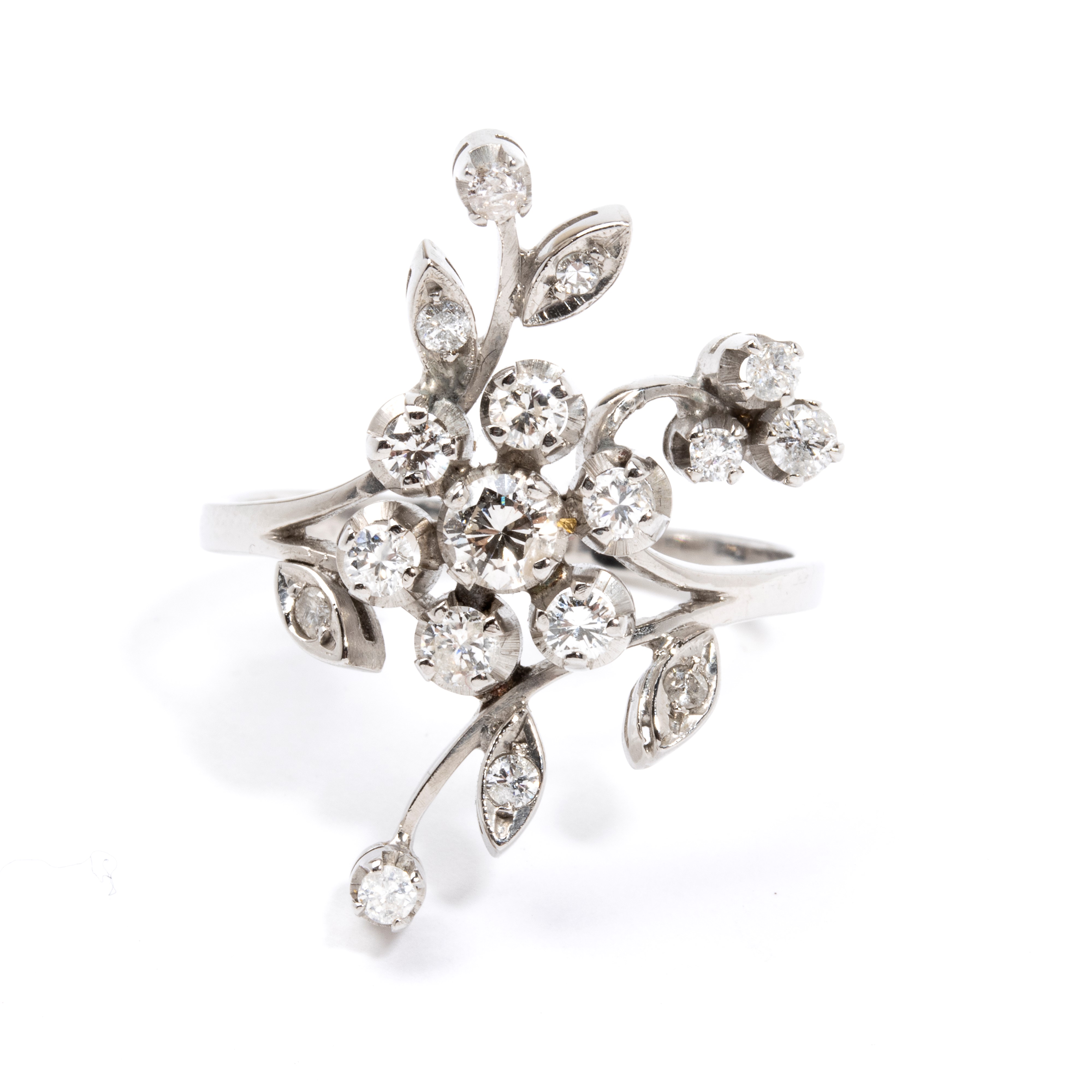 Anello in oro con diamanti