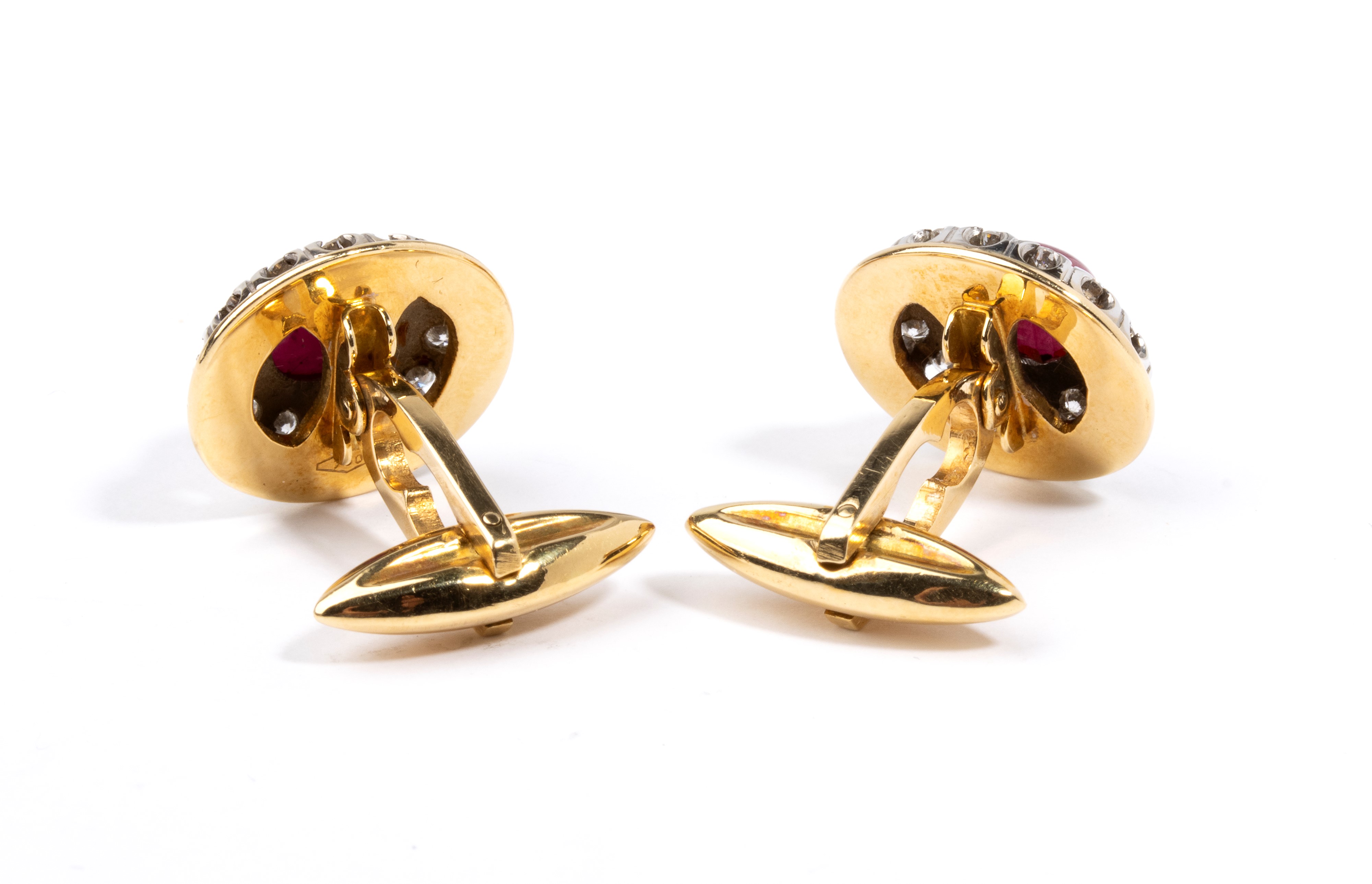 Gemelli in oro con diamanti e rubini