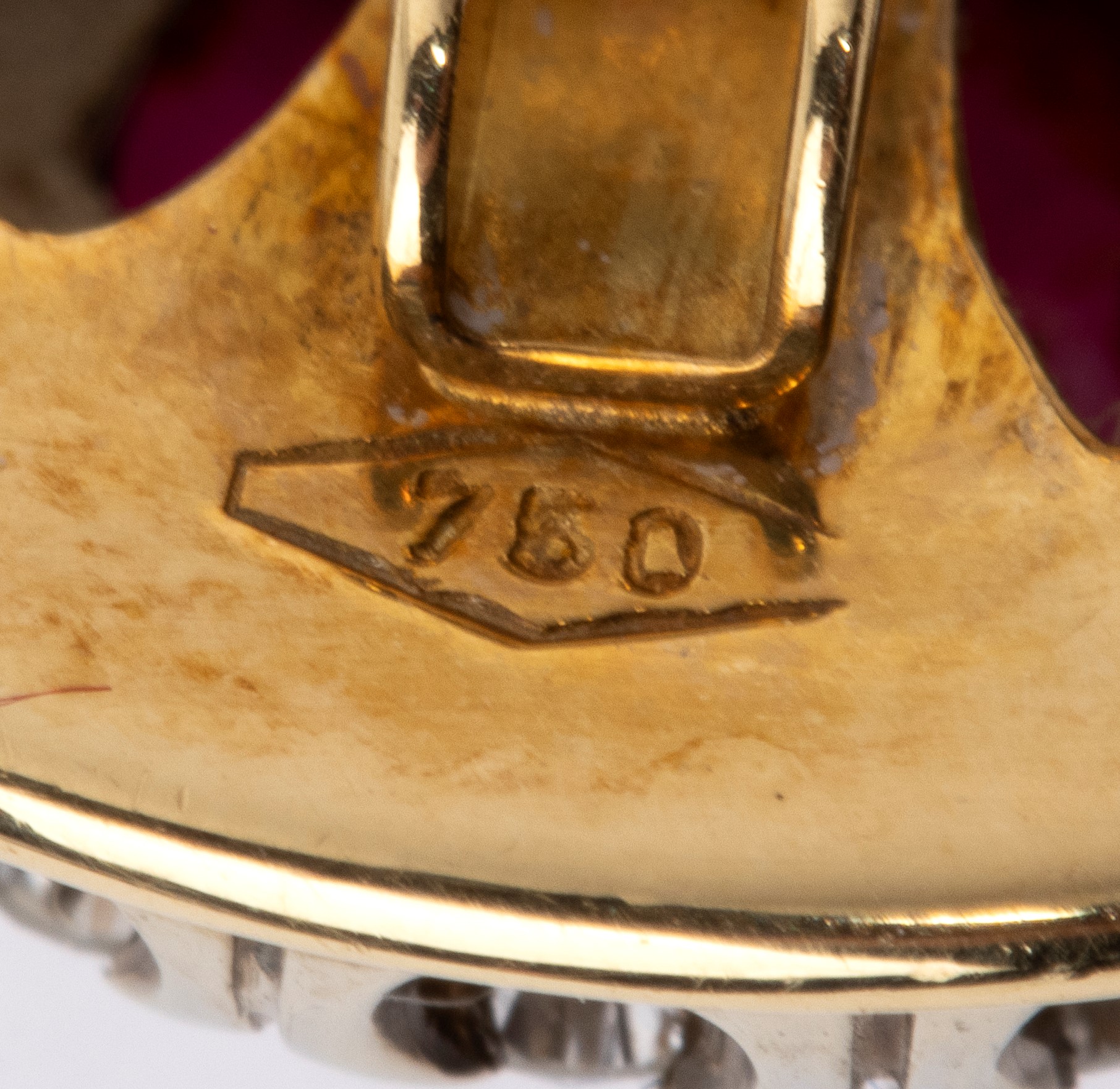 Gemelli in oro con diamanti e rubini