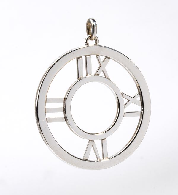 Atlas collection: white gold pendant