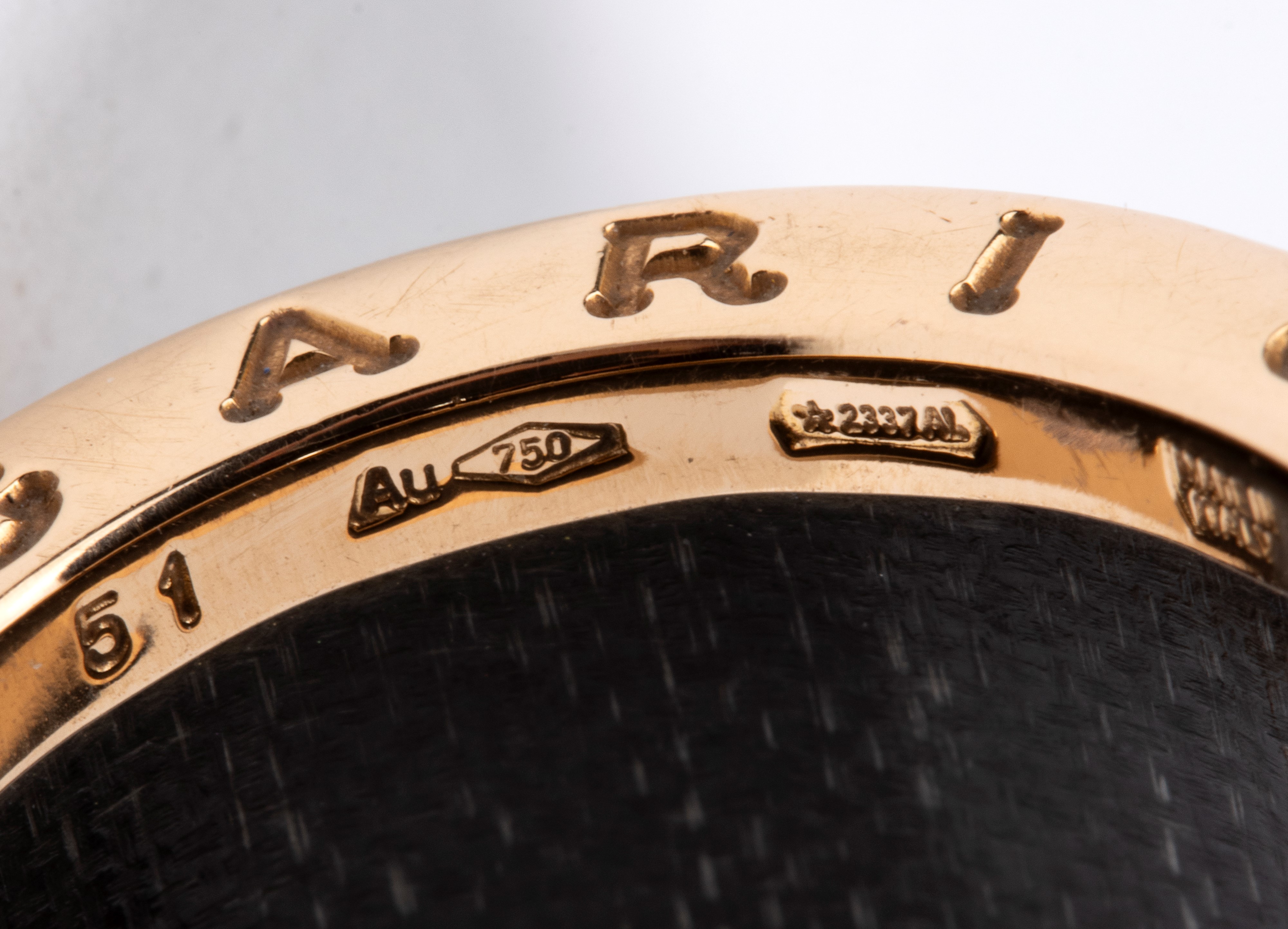 Collezione B.zero 1: anello in oro e lapislazzuli