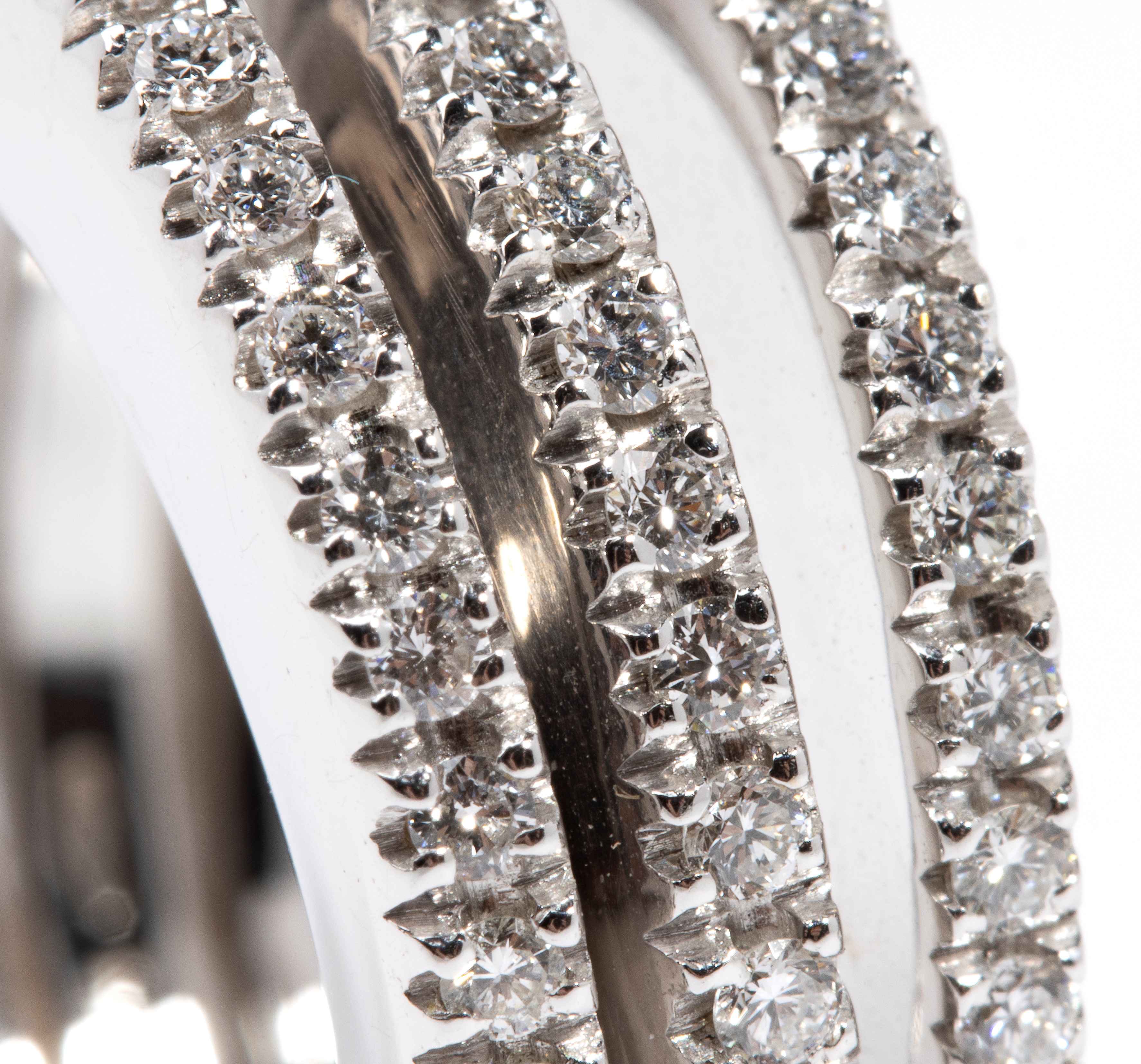 Anello in oro con diamanti