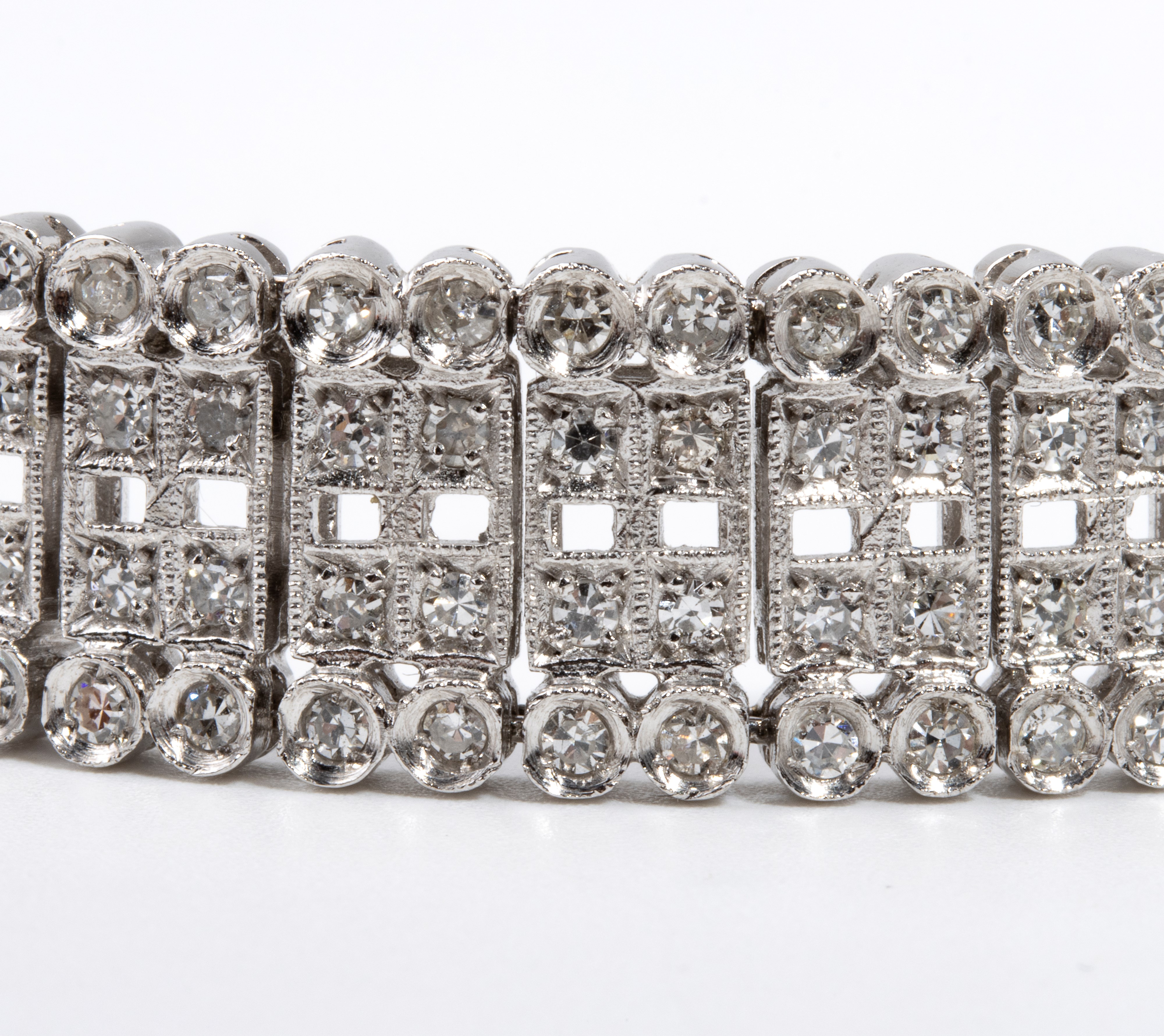 Bracciale in platino con diamanti