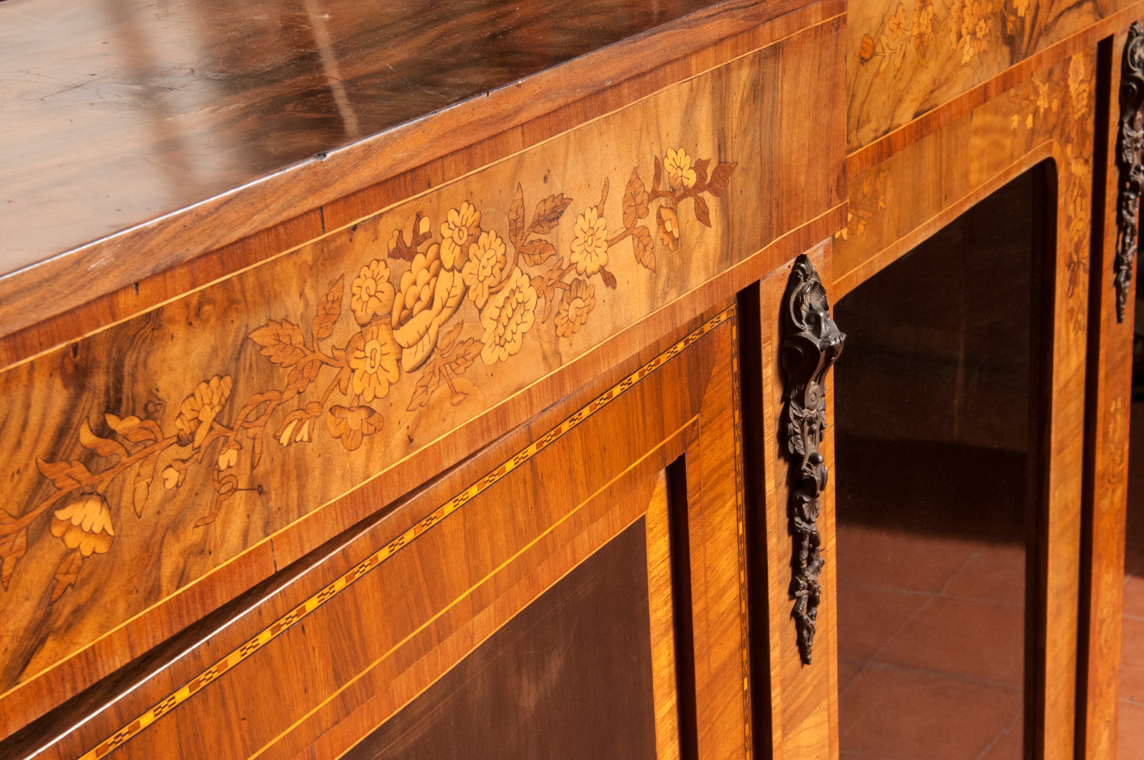 Credenza da Appoggio a Tre Sportelli