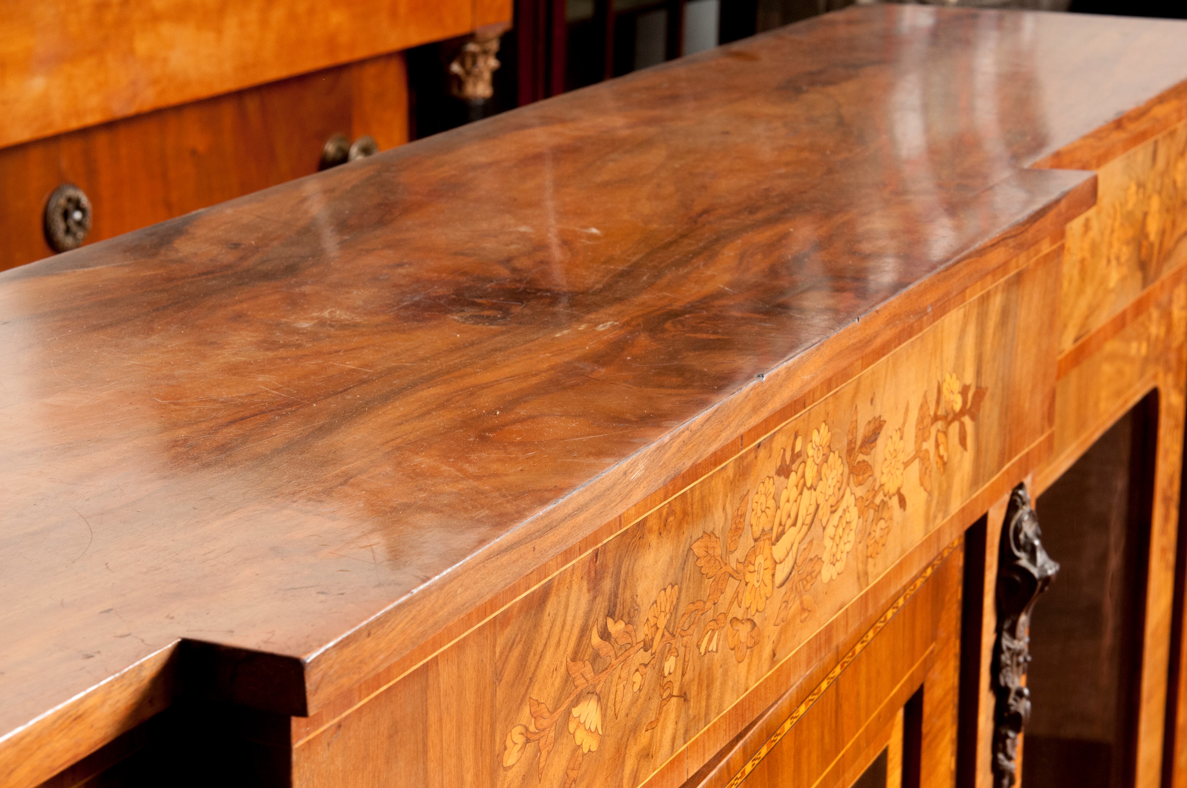 Credenza da Appoggio a Tre Sportelli