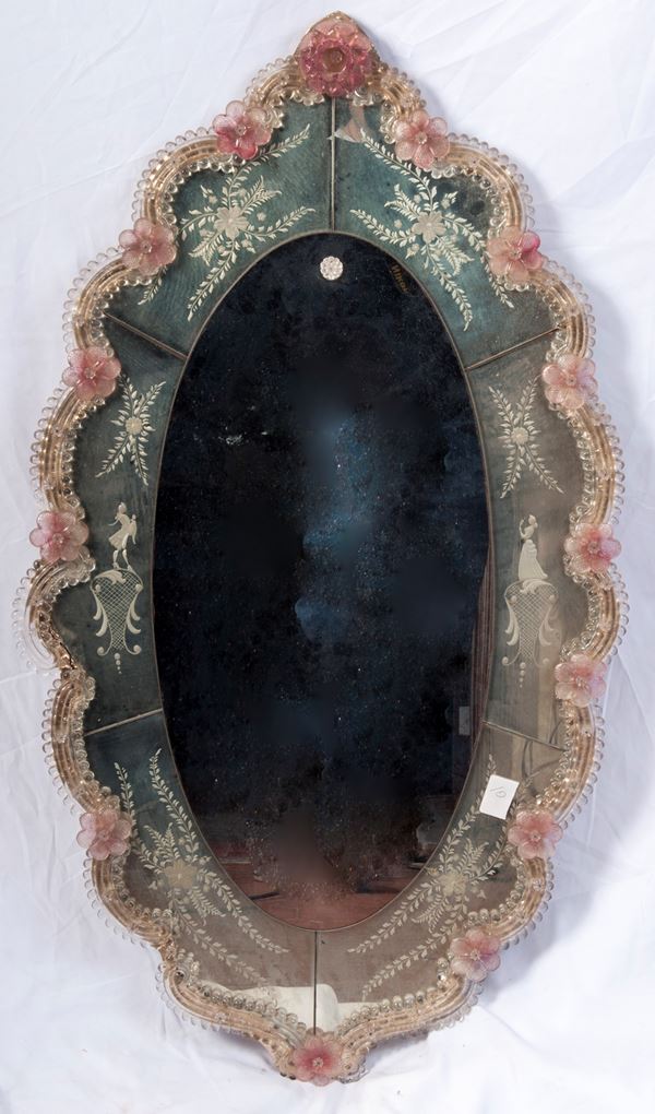 Specchiera di Murano da parete di forma ovale