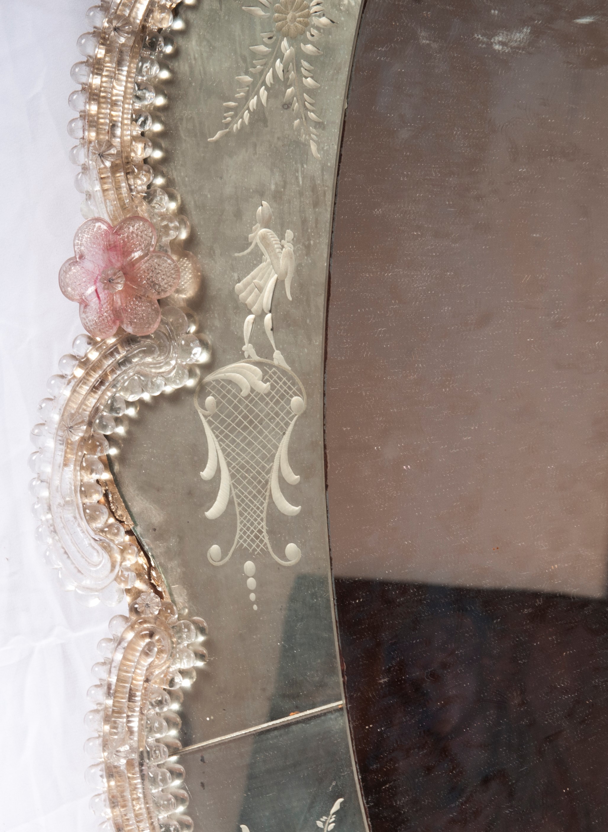 Specchiera di Murano da parete di forma ovale