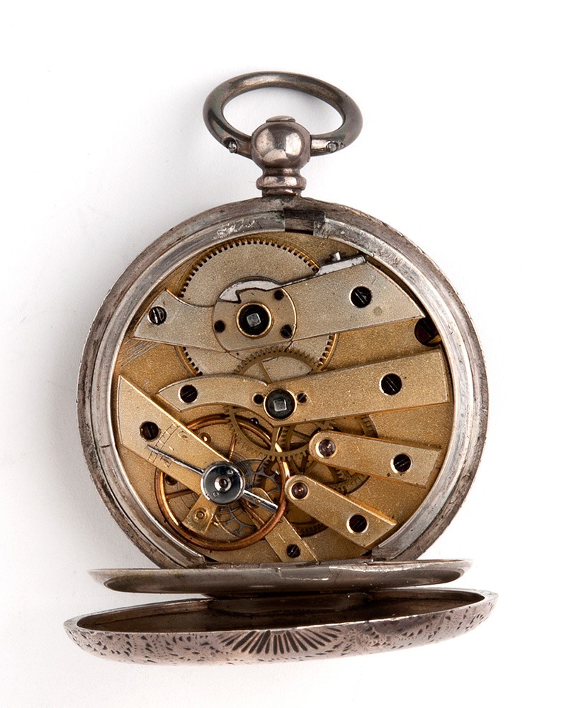 Orologio da tasca in argento, cassa incisa e movimento a cilindro (circa 1870-1880)
