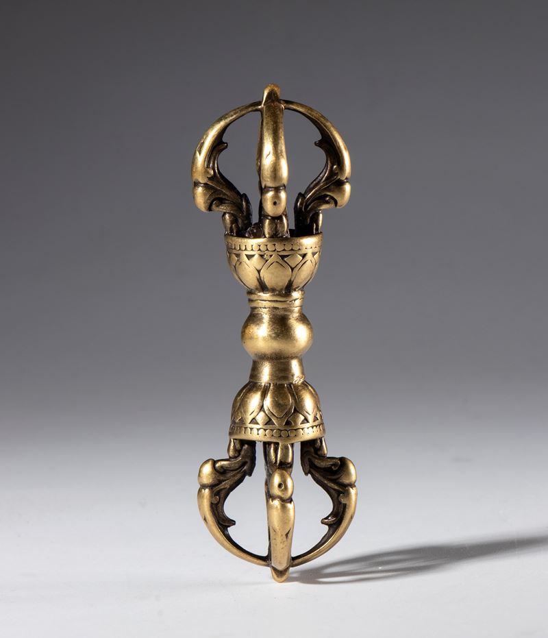 Vajra rituale buddista in lega di rame. Tibet, XIX secolo