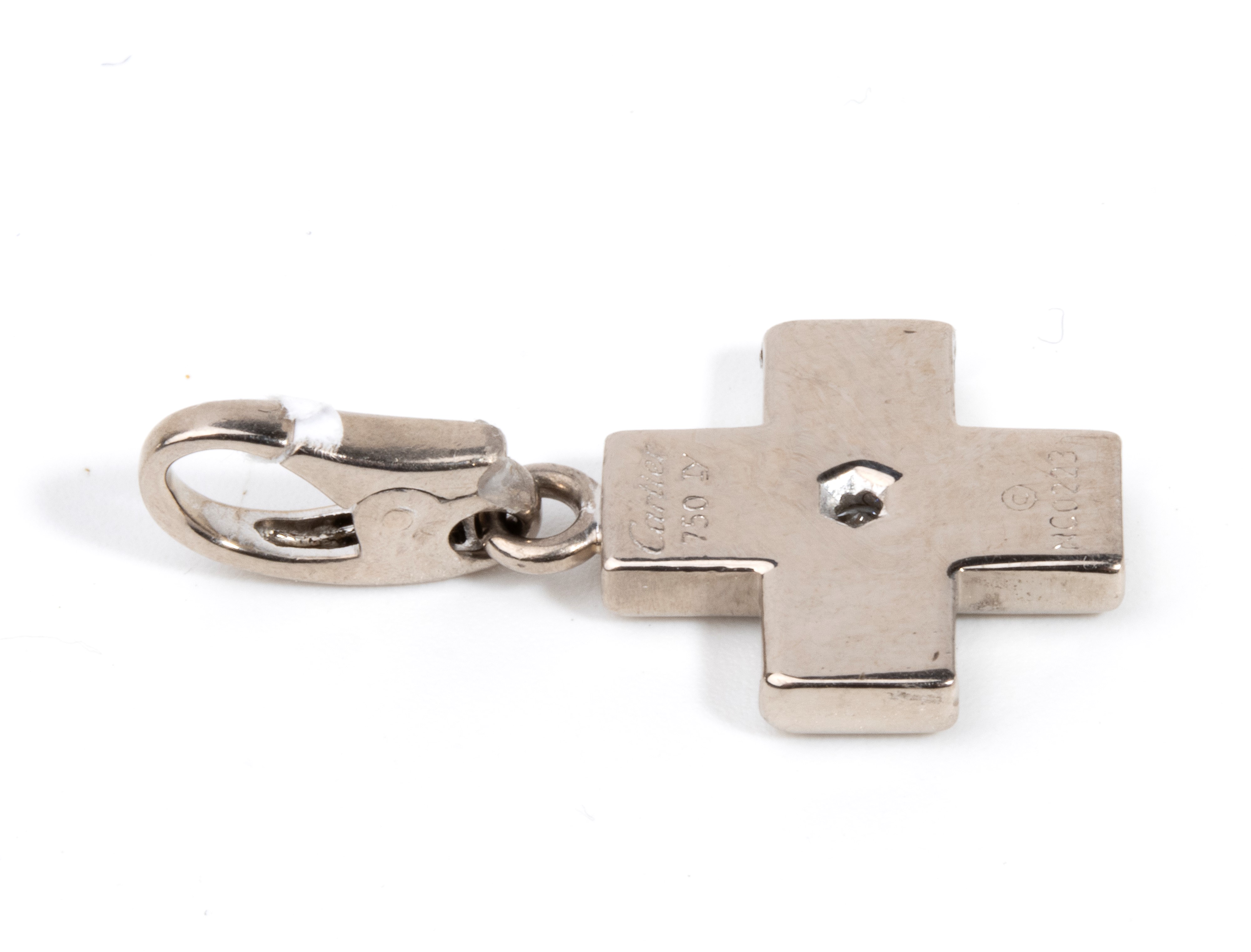 Pendente croce in oro con diamante