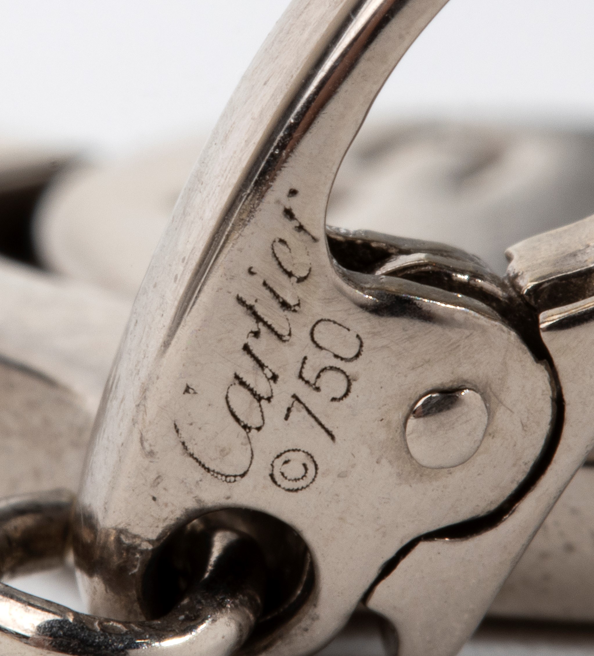 Pendente girevole in oro